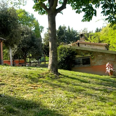 בית נופש La Meridiana Serrungarina